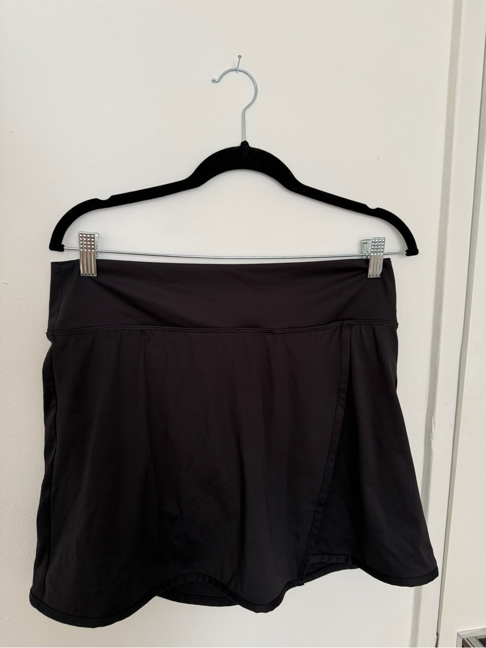 Old Navy Black Active Mini Skirt